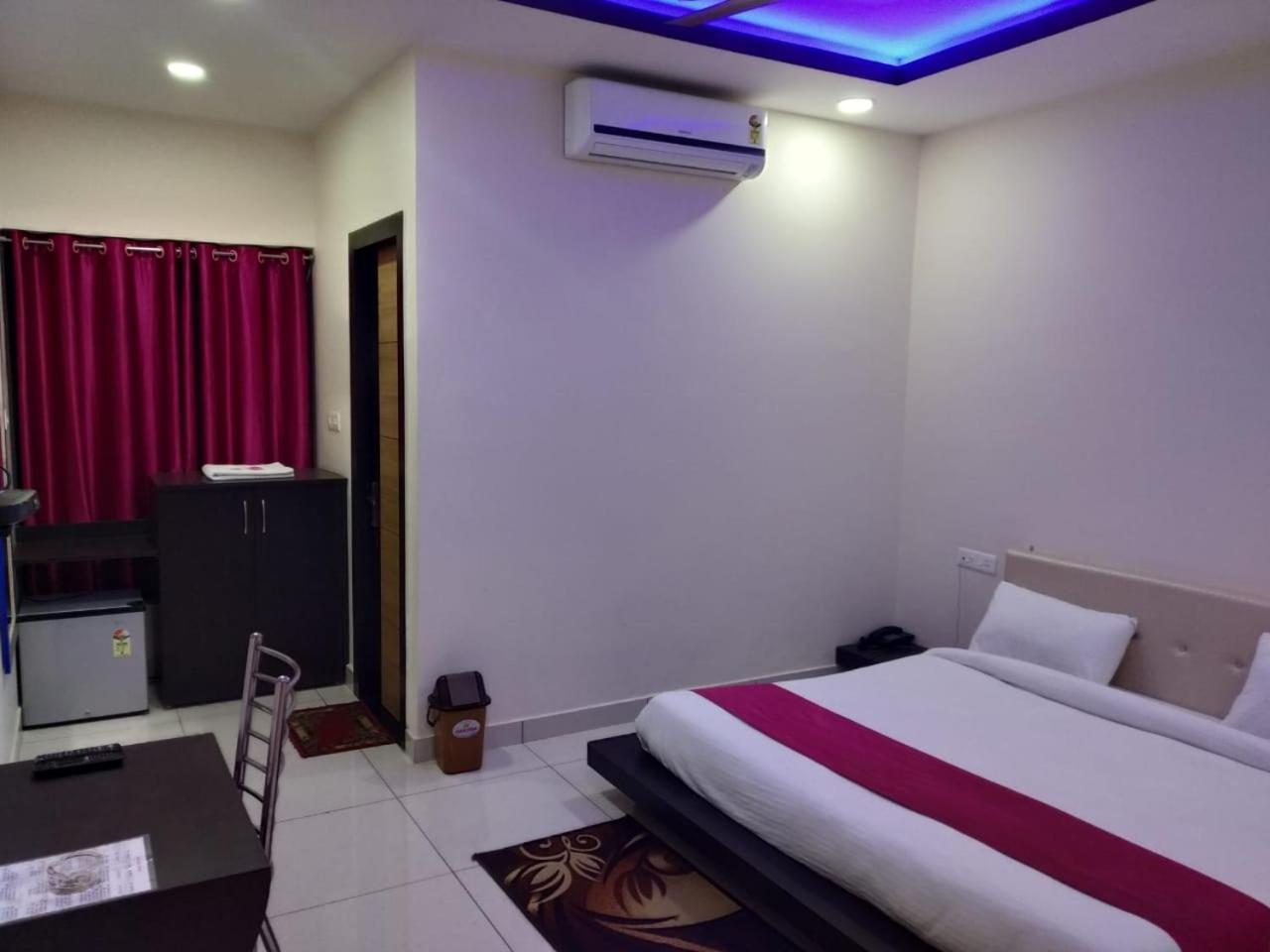 Hotel Reyansh Tanakpur Exterior photo
