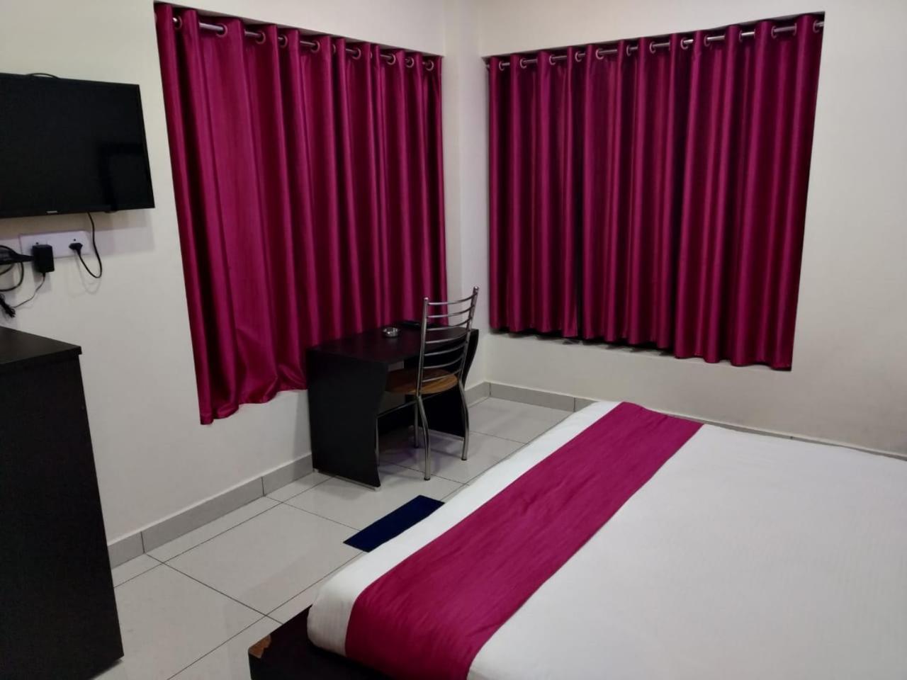 Hotel Reyansh Tanakpur Exterior photo