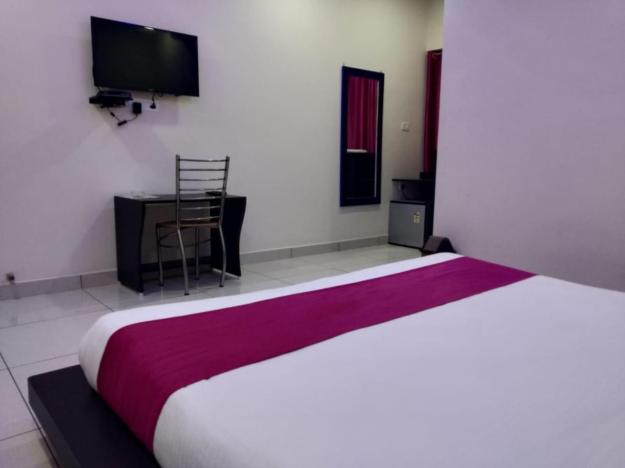 Hotel Reyansh Tanakpur Exterior photo